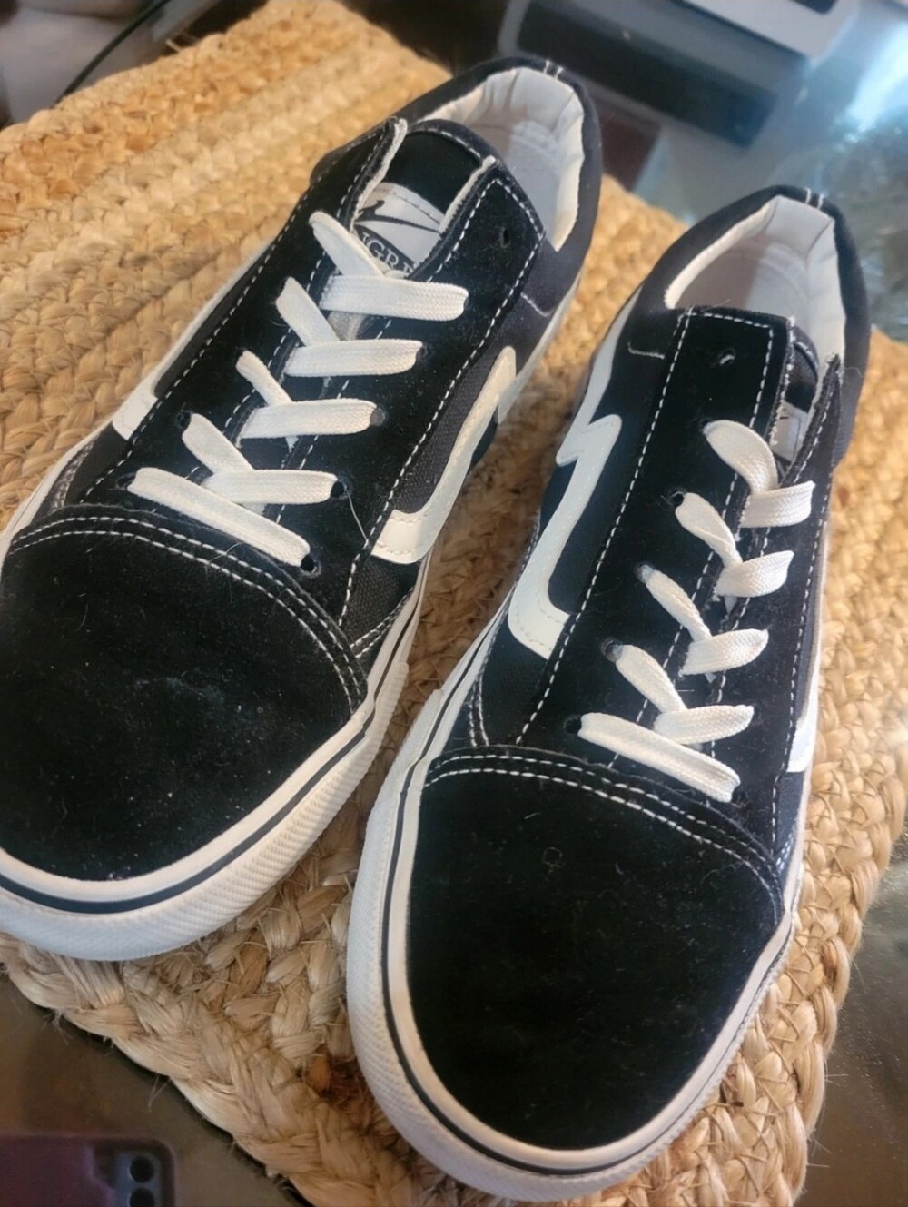 Womans Sneakers - Picture 14 of 14